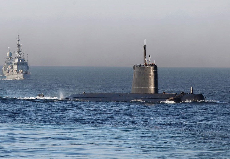 رزمایش مشترک دریایی ایران و پاکستان در تنگه هرمز 